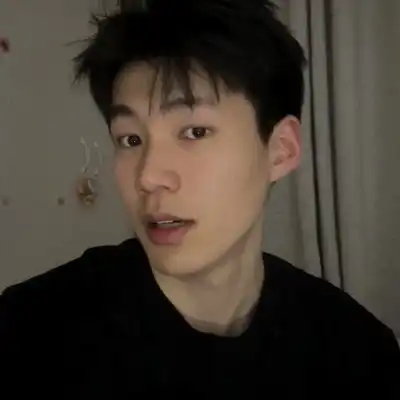 傅怡